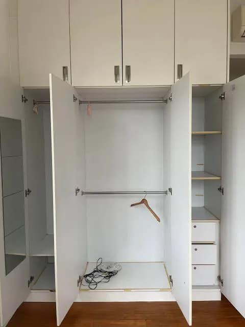 Built-In Carpentry Removal